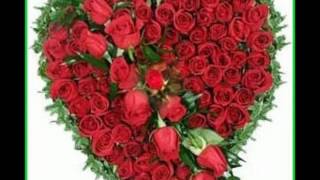 Arreglos Florales Con Rosas Rojas Y Blancas